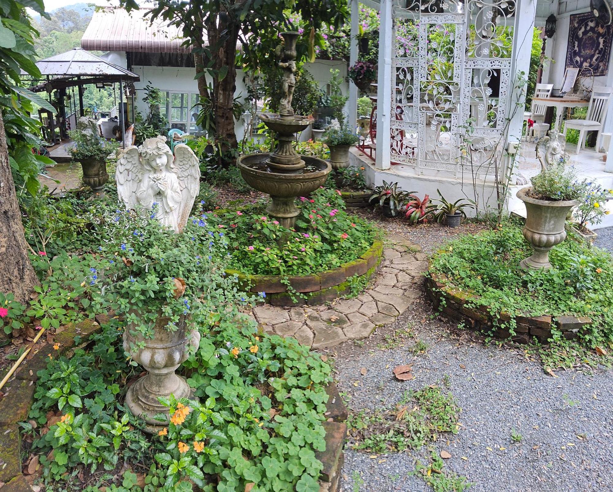 Balmy Hideout Cafe & Homestay Ban Huai Kaeo Exterior photo