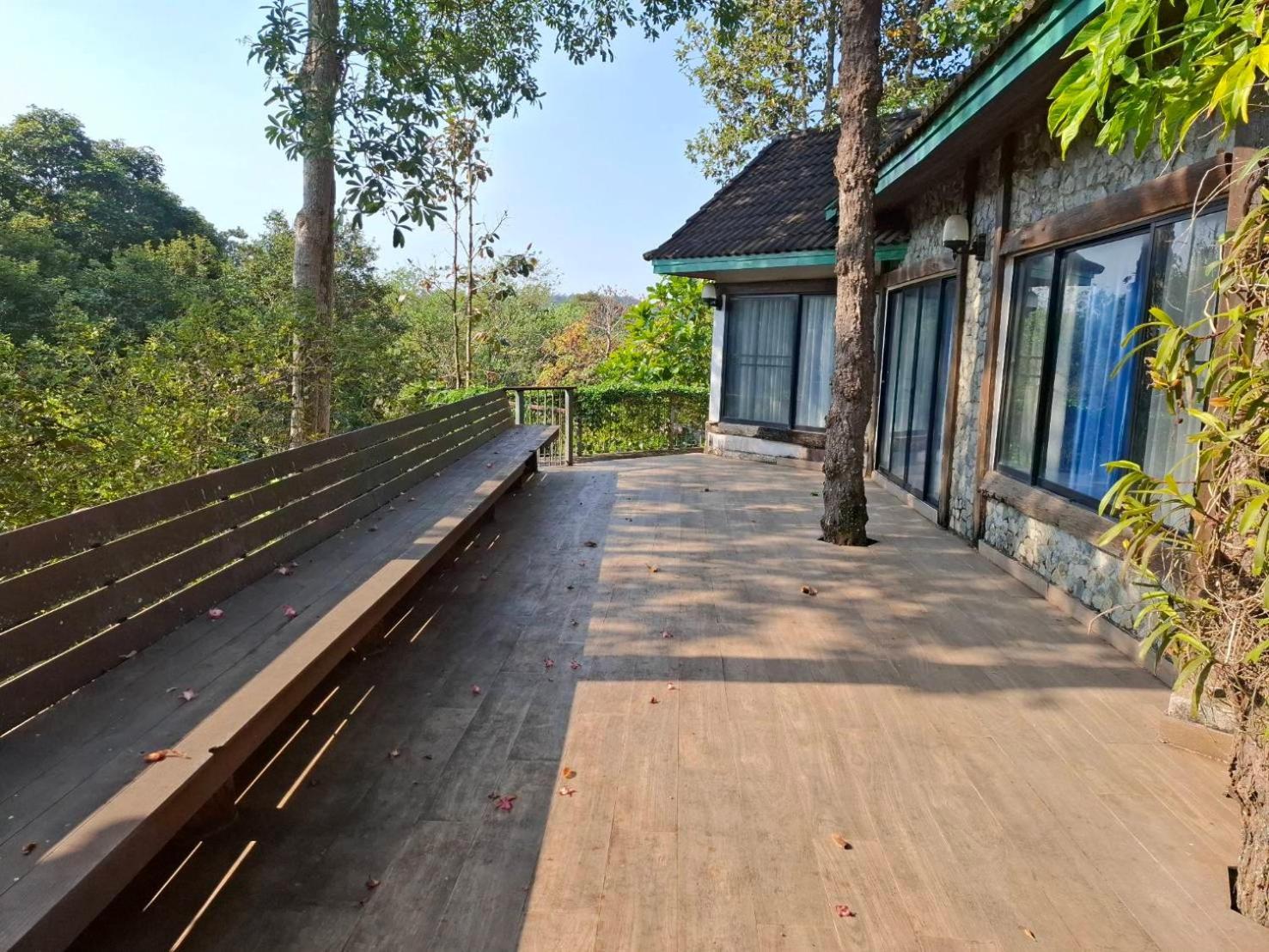 Balmy Hideout Cafe & Homestay Ban Huai Kaeo Exterior photo
